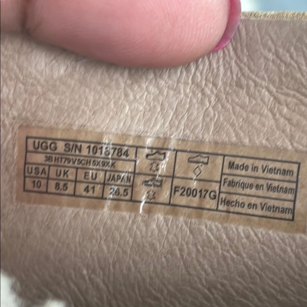 UGG Kiernan Tan Wedge Boots with Suede Texture Sz 10 NWOT Lace Up - Picture 4 of 10